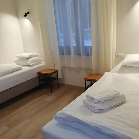 Balasana - Dom Na Wylacznosc * שצ'קלארסקה פוראובה